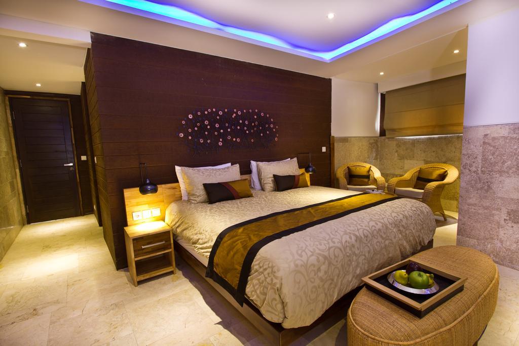Puri Ratu Jimbaran Villa Exteriör bild