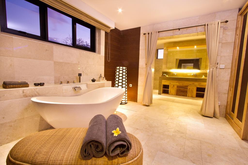 Puri Ratu Jimbaran Villa Exteriör bild