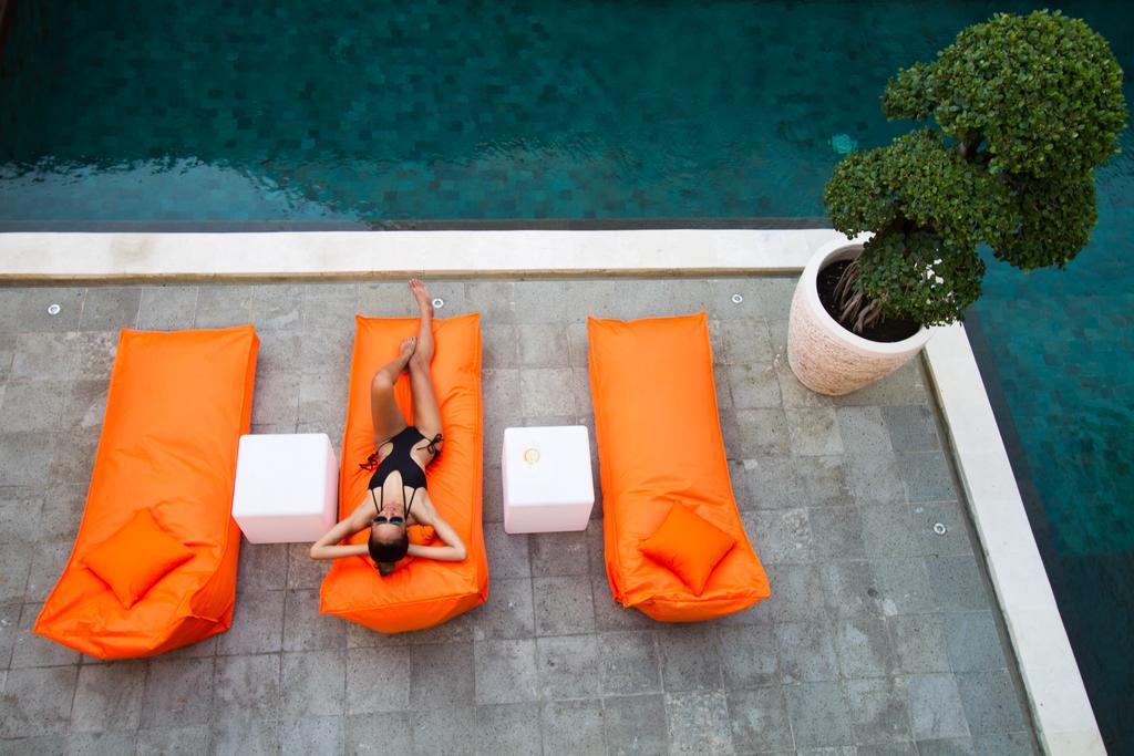Puri Ratu Jimbaran Villa Exteriör bild