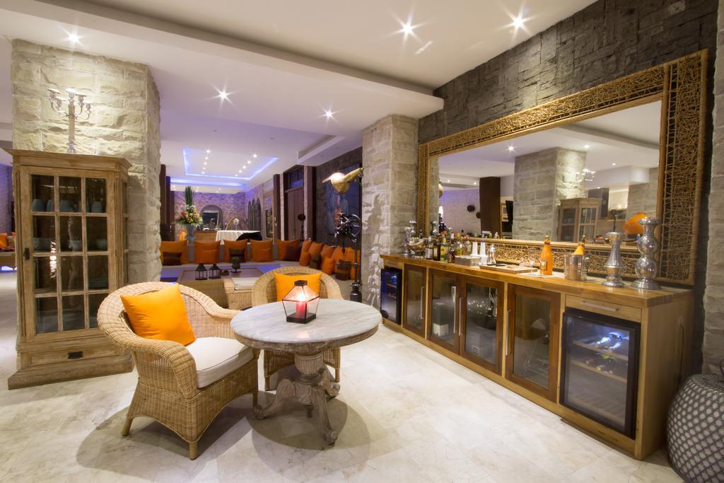 Puri Ratu Jimbaran Villa Exteriör bild